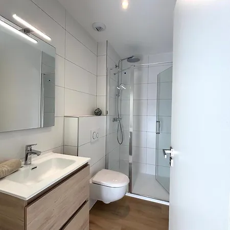 M113 Marquer Superbe T2 Avec Parking Proche De La Douane Moillesulaz Et De Geneve Apartment *