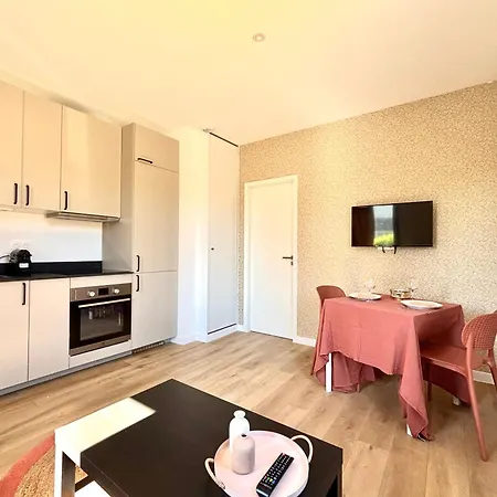 Apartment M113 Marquer Superbe T2 Avec Parking Proche De La Douane Moillesulaz Et De Geneve Gaillard